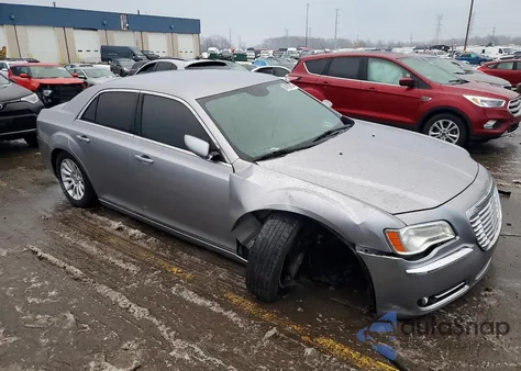 2013 Chrysler 300 from USA, damaged, VIN 2C3CCAAG4DH712197